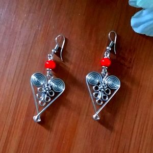 1PR Beautiful Kenyan Tender Heart Earrings Set